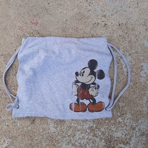 🌟 Disneyland Resort Sweatshirt Bag Backpack Mickey - Picture 1 of 3